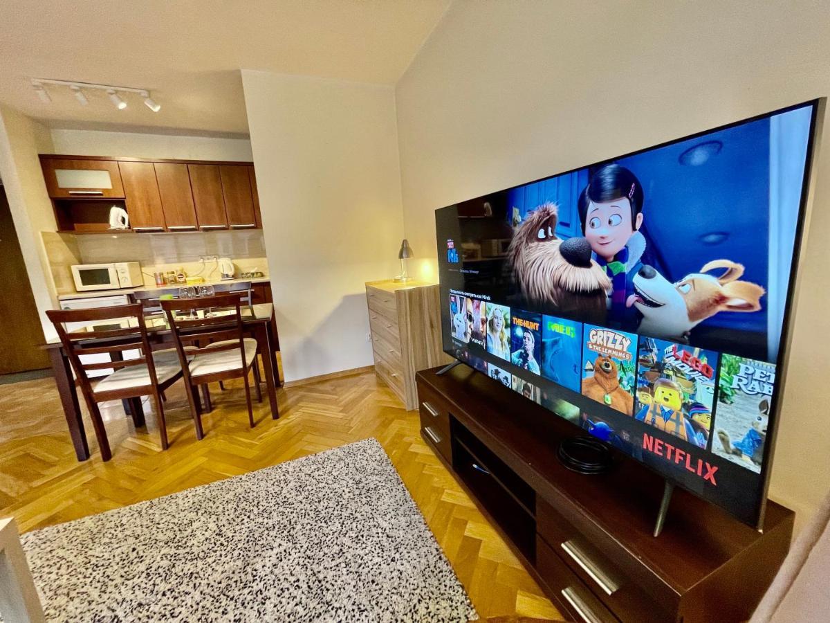 Leilighet Raven Metro Fast Wifi 70'tv Netflix Hbomax Appletv Warszawa